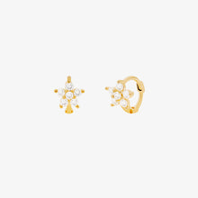 Dainty cubic flower huggie earring-0